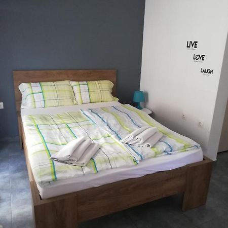 Apartment By The Sea,Neoi Epivates Beach, Thessaloniki Neoi Epivatai Buitenkant foto