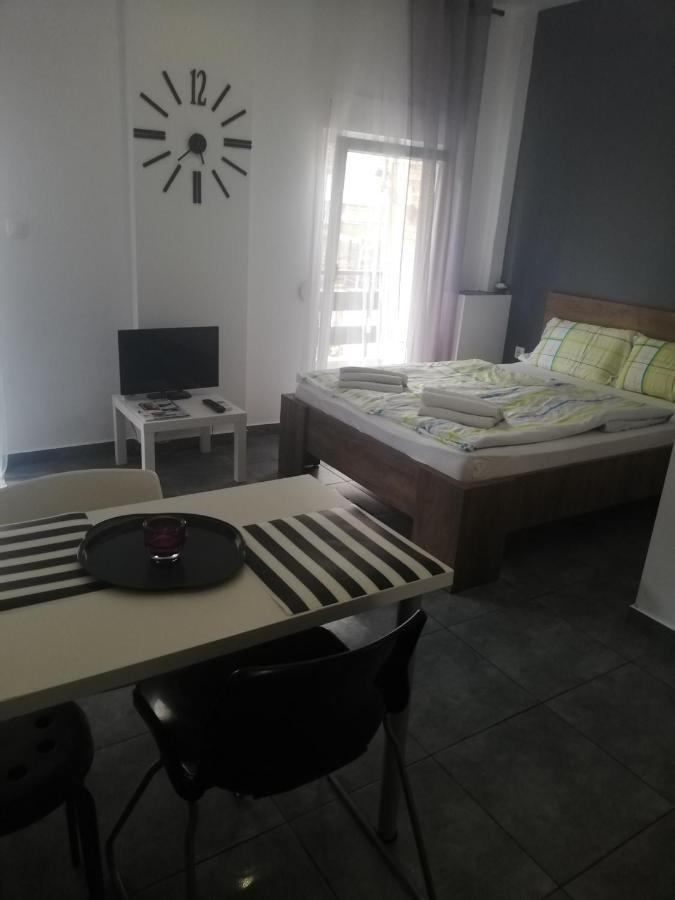 Apartment By The Sea,Neoi Epivates Beach, Thessaloniki Neoi Epivatai Buitenkant foto