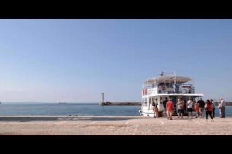 Apartment By The Sea,Neoi Epivates Beach, Thessaloniki Neoi Epivatai Buitenkant foto